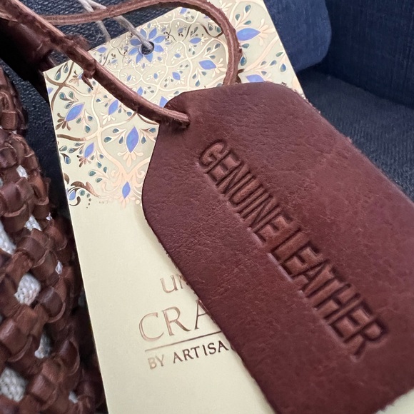 NWT LEATHER HAND CRAFTED BASKET SHOULDER BAG MADE IN INDIA - Picture 2 of 11